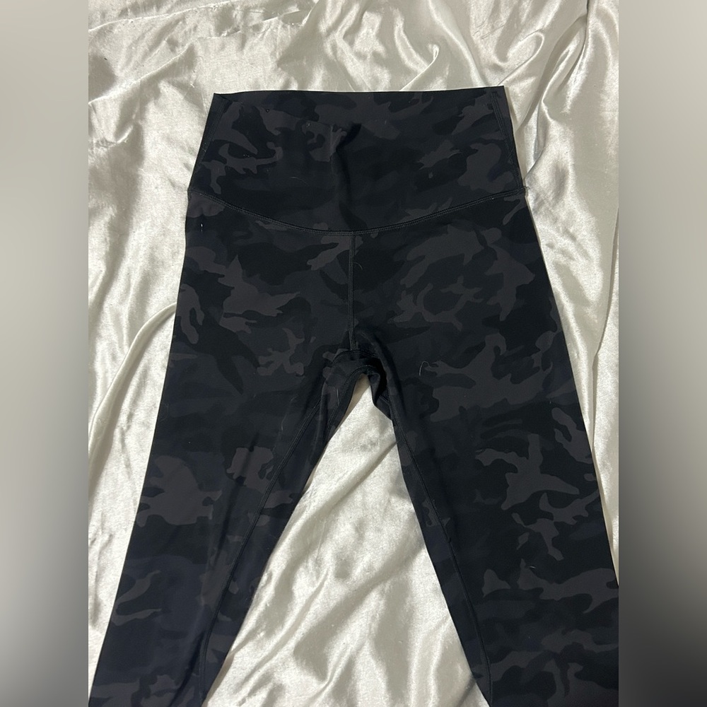 Black camo lululemon leggings